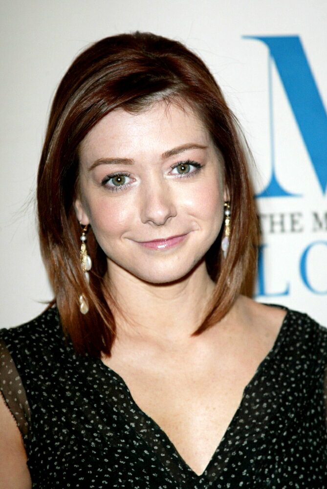 Posterazzi Alyson Hannigan At Arrivals For How I Met Your Mother At 