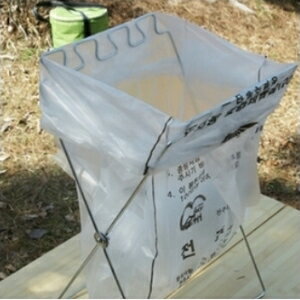 美麗大街【105062040】 新款韓式折疊垃圾架 垃圾袋專用垃圾架(熱賣款)
