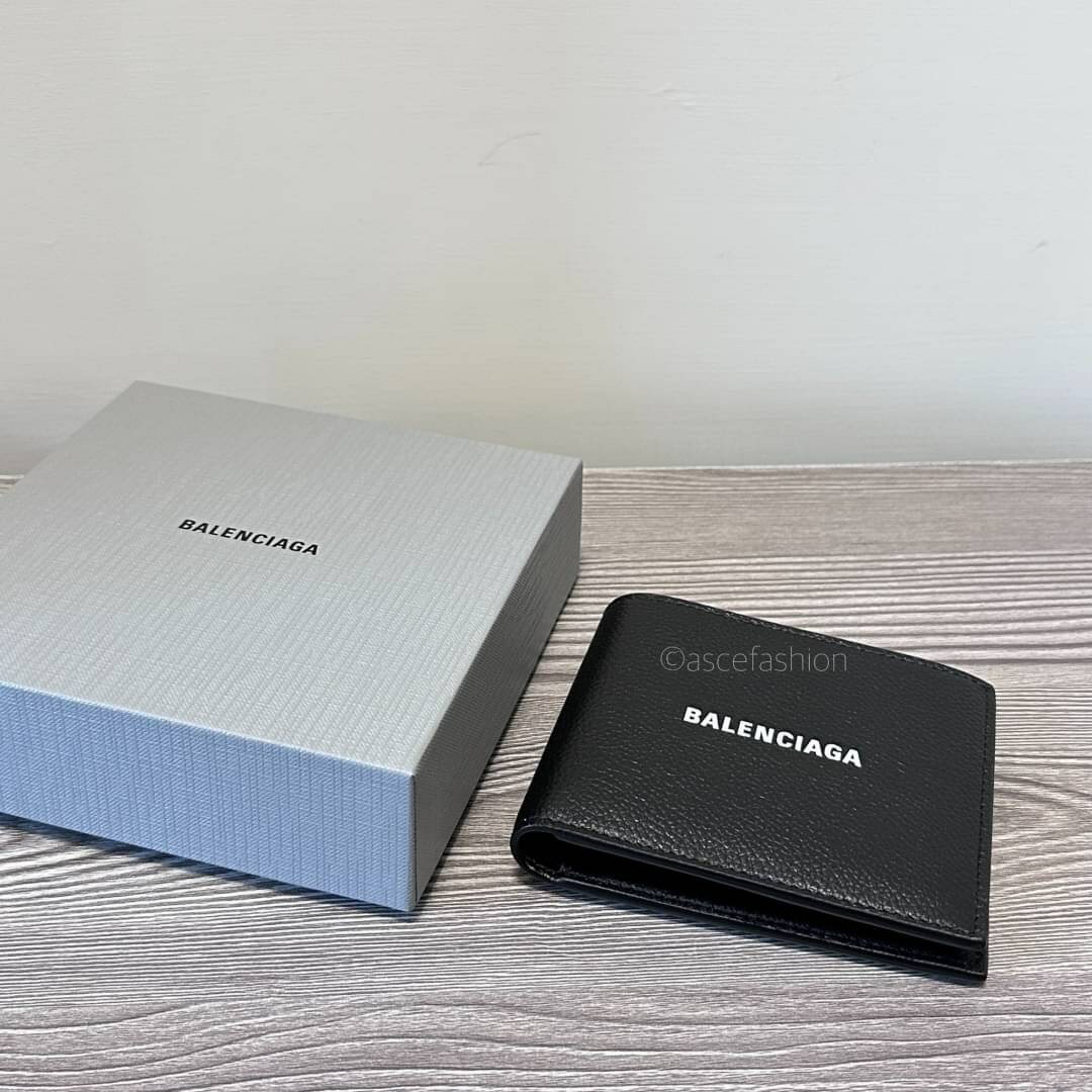 ASCE | Balenciaga Logo 黑色皮革八卡短夾