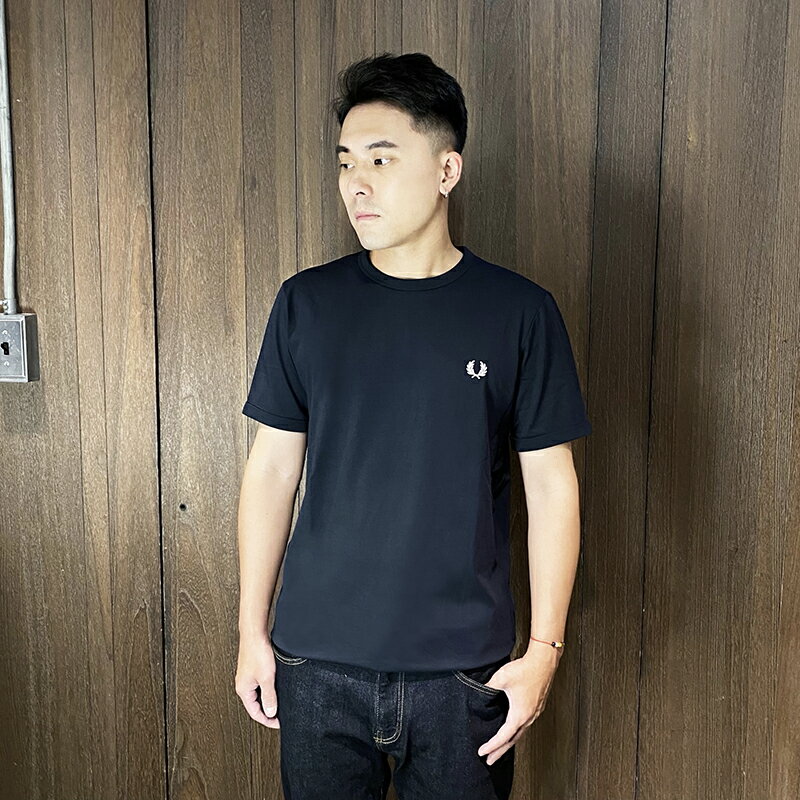 美國百分百【全新真品】Fred Perry 短袖 棉質 T恤 歐洲精品 上衣 白標logo 短T 深藍 DE90