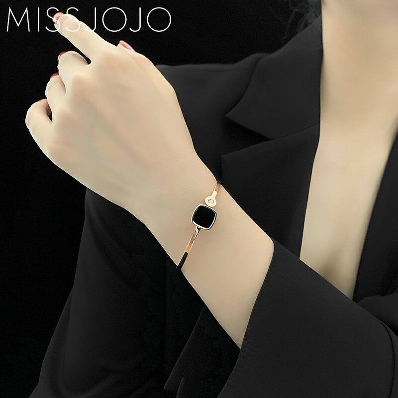 日韓版簡約個性黑色方形單鉆鑲鉆開口鈦鋼鍍18K玫瑰金手鐲手環女