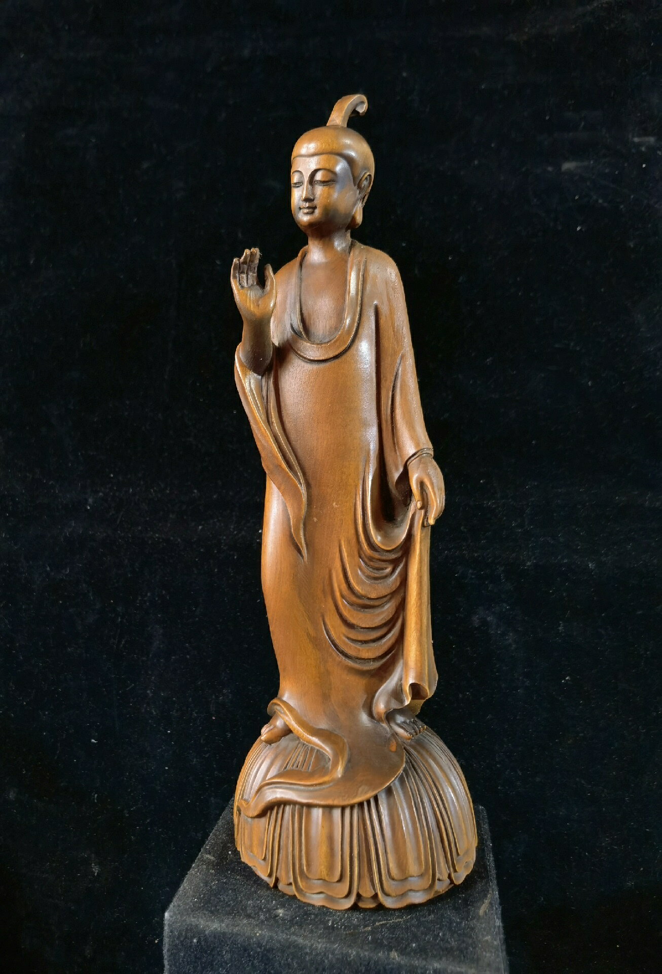 小葉黃楊木雕~靜思觀世音菩薩，高23直徑7.5厘米，重約31