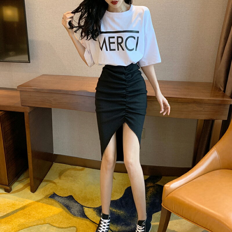 夏季新款韓版字母印花短袖T恤+不規則褶皺半身裙兩件套裝女