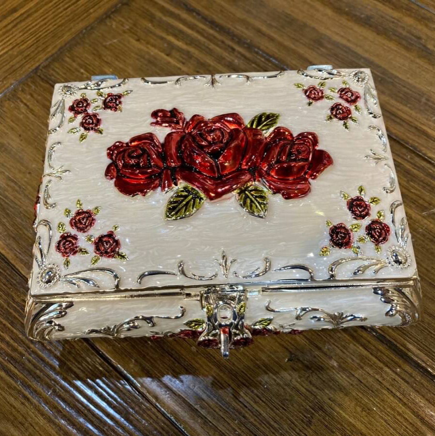 合金珠寶盒 白底紅玫瑰