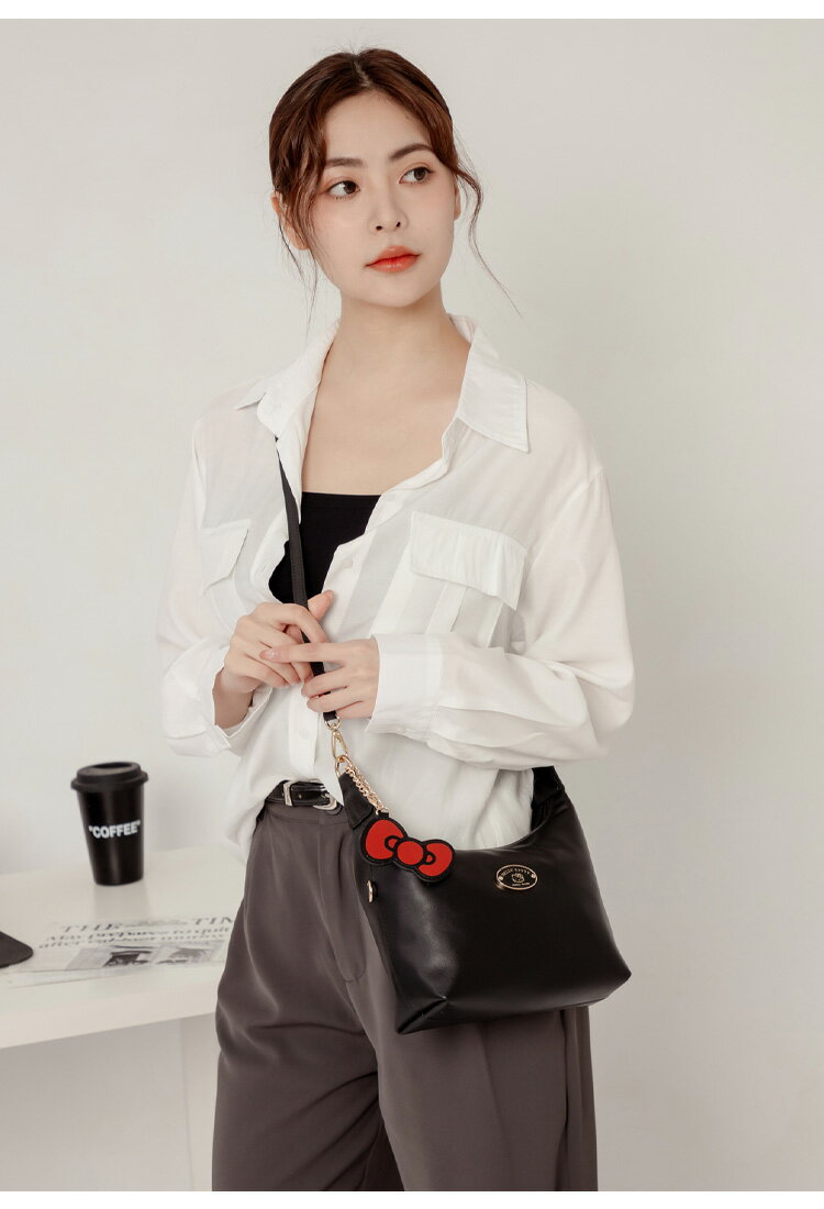 Hello Kitty - Arnold Palmer - 手提包附長背帶 Morbidezza系列 - 黑色 7