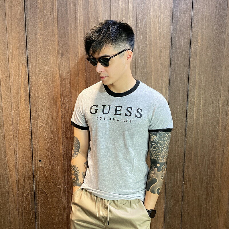 美國百分百【全新真品】Guess T恤 T-shirt 短袖 短T 男 上衣 圓領 logo 灰/黑色 AI42
