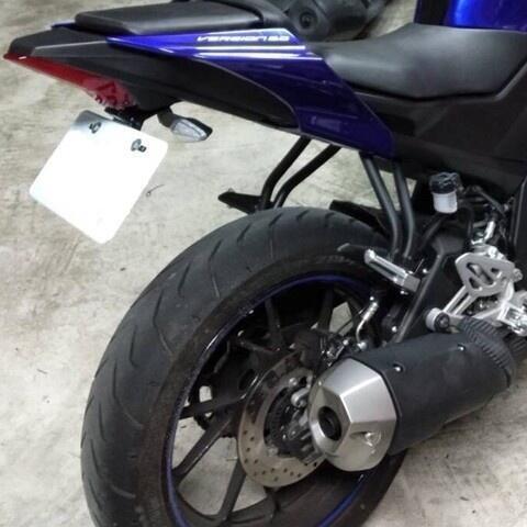 48H出貨台灣現貨《專業改裝》 雅馬哈 R15 V3 17-20 年 機車 改裝 短牌架 帶燈 車牌架 車牌架照 後牌架 短尾牌架