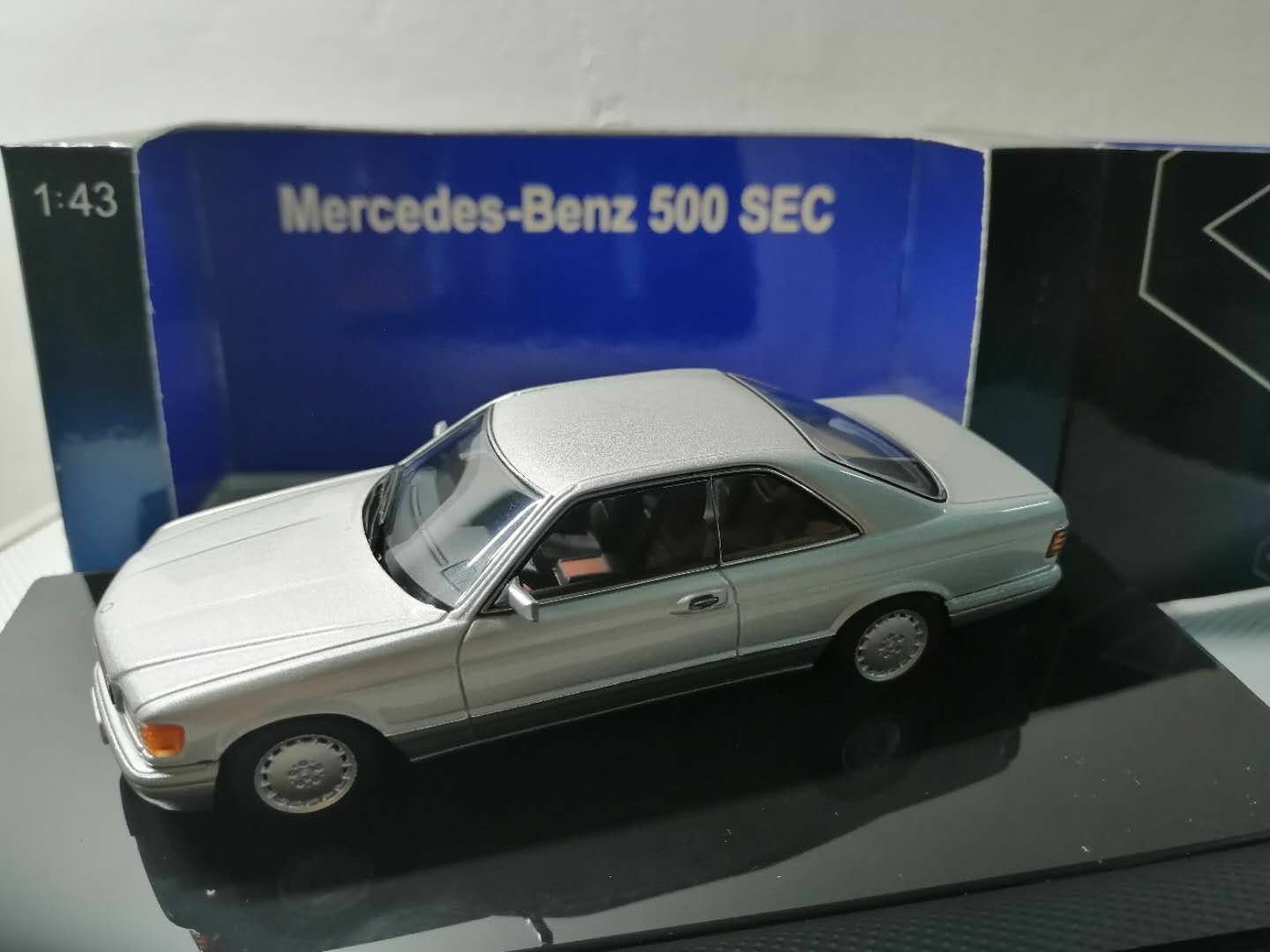 1:43 AUTOart 賓士 benz 500sec 銀色 合金汽車模型