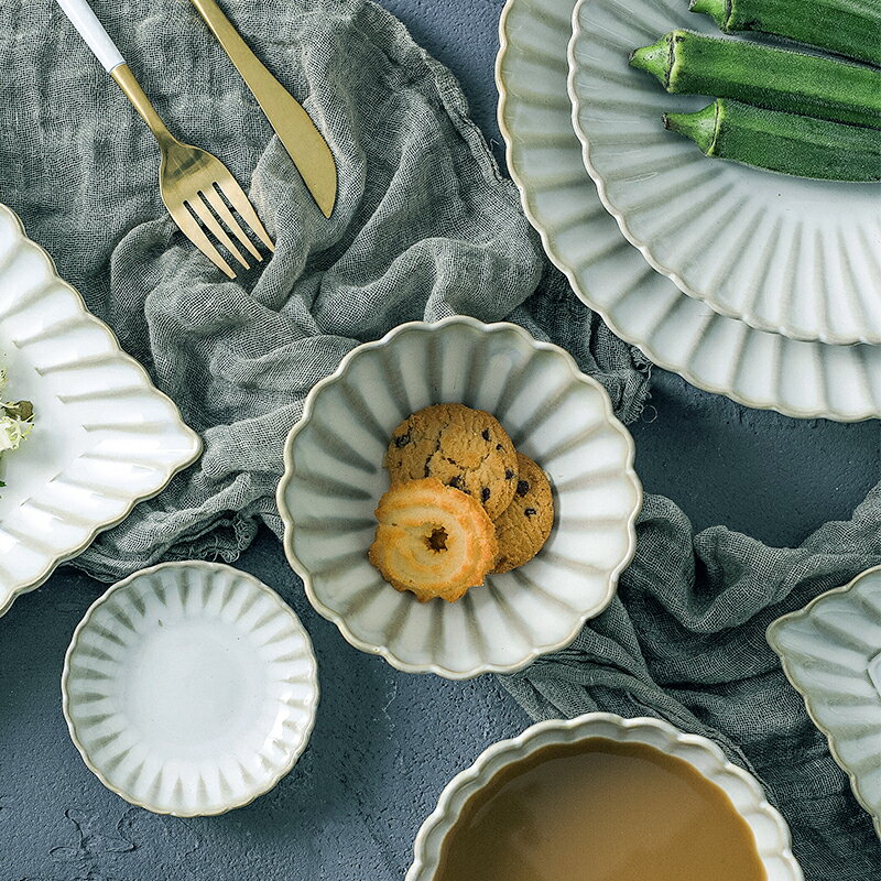 復古陶瓷餐具套裝 日式菊花盤碗碟 家用創意馬克杯甜點盤網紅INS