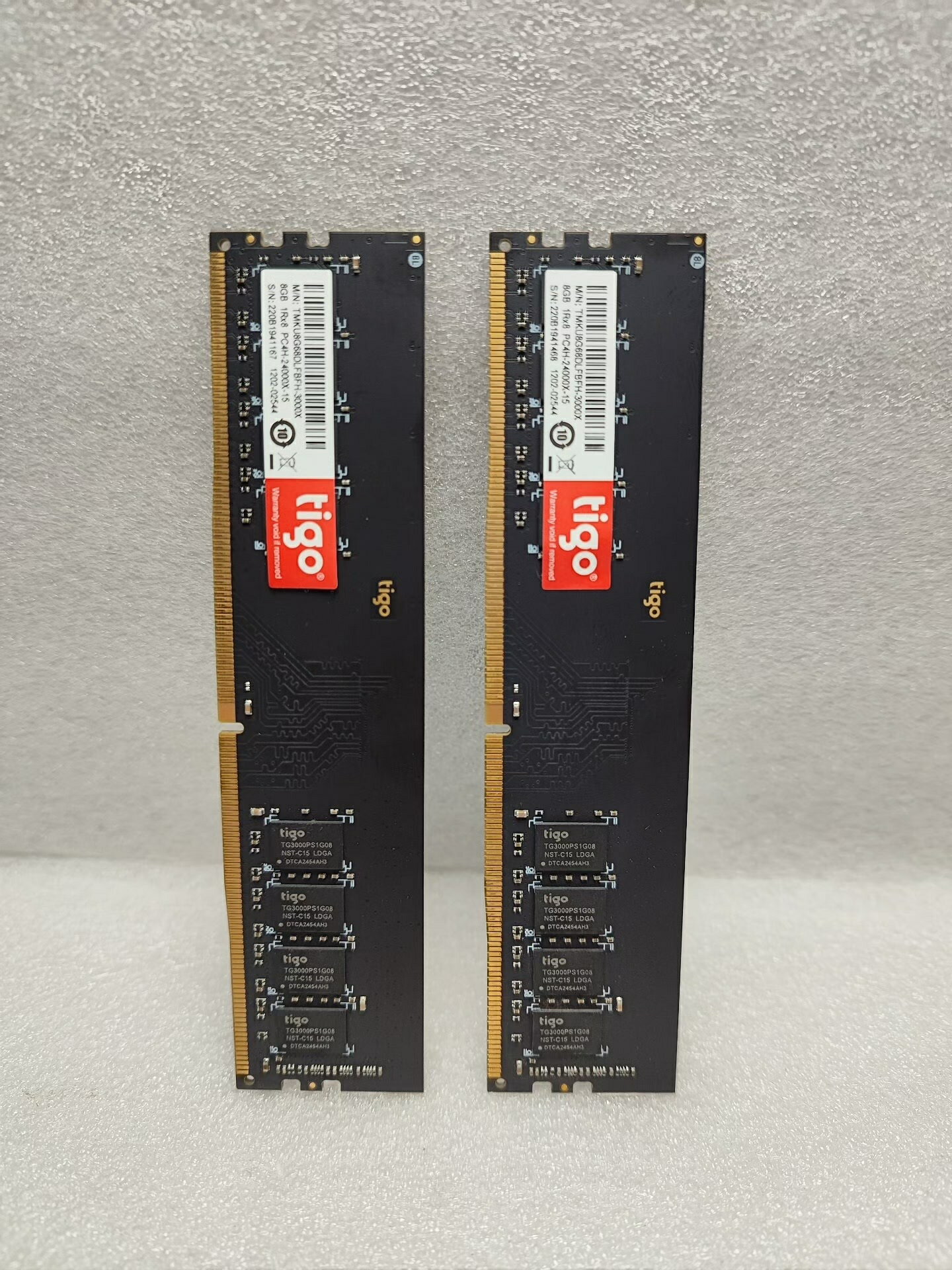 金泰克8Gx2 DDR4 3000 16G記憶體套裝 電競超頻套條 高效能桌上型電腦組裝首選 成色充新