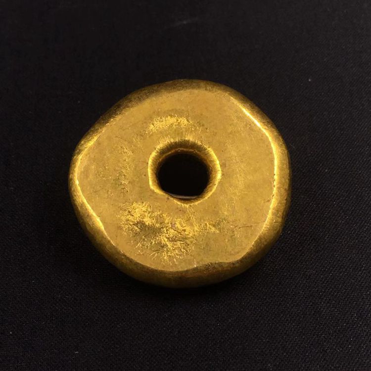 古董金錠圓形金餅金元寶咸囍金行足金金錠喜字一倆金錠小黃魚1入| 銀