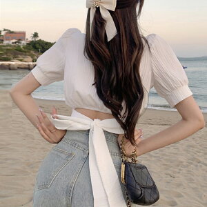 夏季溫柔風蝴蝶結系帶襯衫女設計感小眾法式泡泡短袖方領短款上衣
