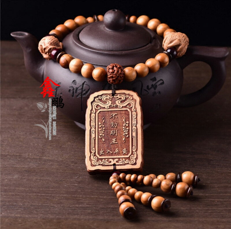 桃木汽車掛件保平安符生肖屬雞者本命佛不動明王汽車掛飾