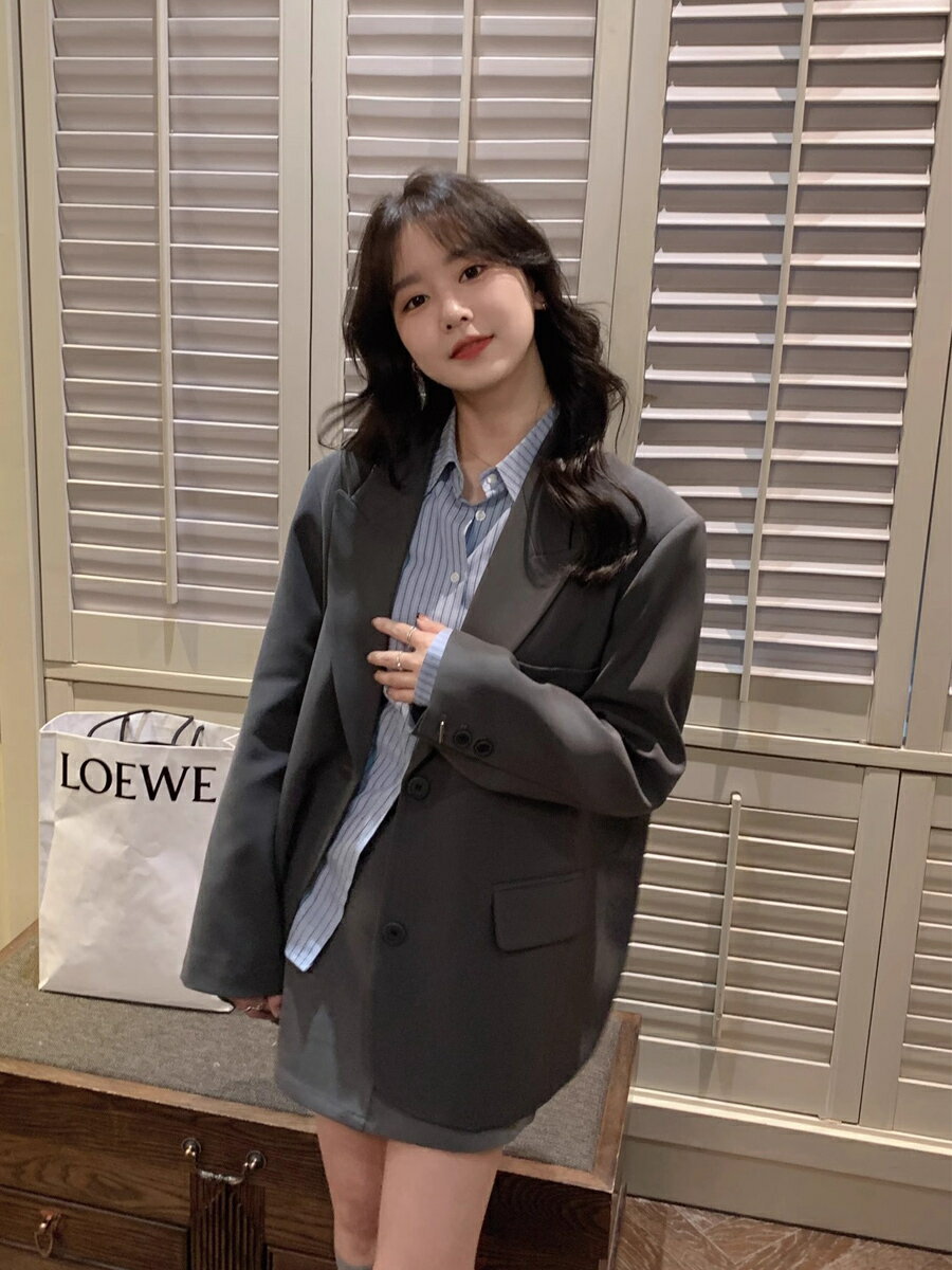 灰色西裝外套女2024春秋新款小個子寬松高級感炸街休閑氣質小西服【淘夢屋】