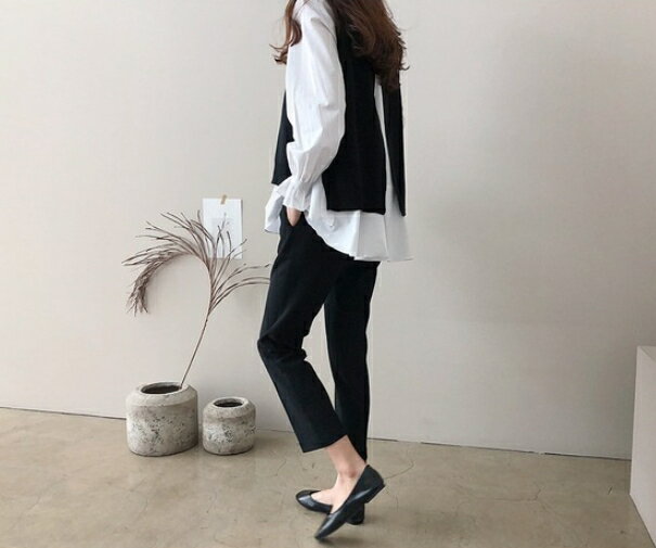 中大尺碼女裝~秋季新款 兩件式素面襯衫+針織馬甲 顯瘦百搭大尺碼上衣 8