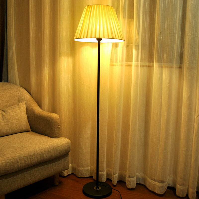 落地燈/立燈 落地燈客廳臥室沙發床頭現代創意溫馨裝飾LED遙控喂奶落地台燈【HZ60805】