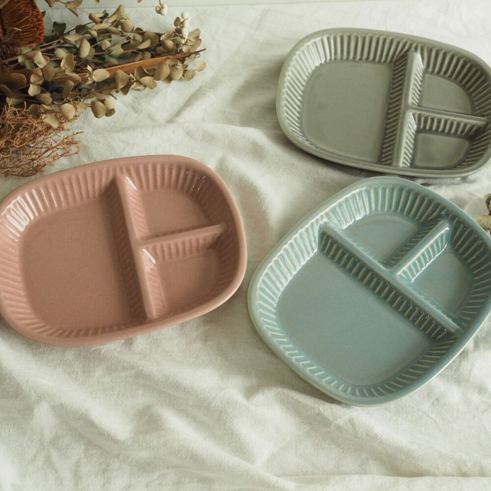 復古釉色分隔盤 三格盤 日本 美濃燒  211餐盤 分隔盤 陶瓷分隔盤 減脂餐盤 午餐盤 甜點盤 麵包盤 日本進口 - 日本 美濃燒 復古釉色分隔盤 三格盤 211餐盤 分隔盤 陶瓷分隔盤 減脂餐盤 午餐盤 甜點盤 麵包盤