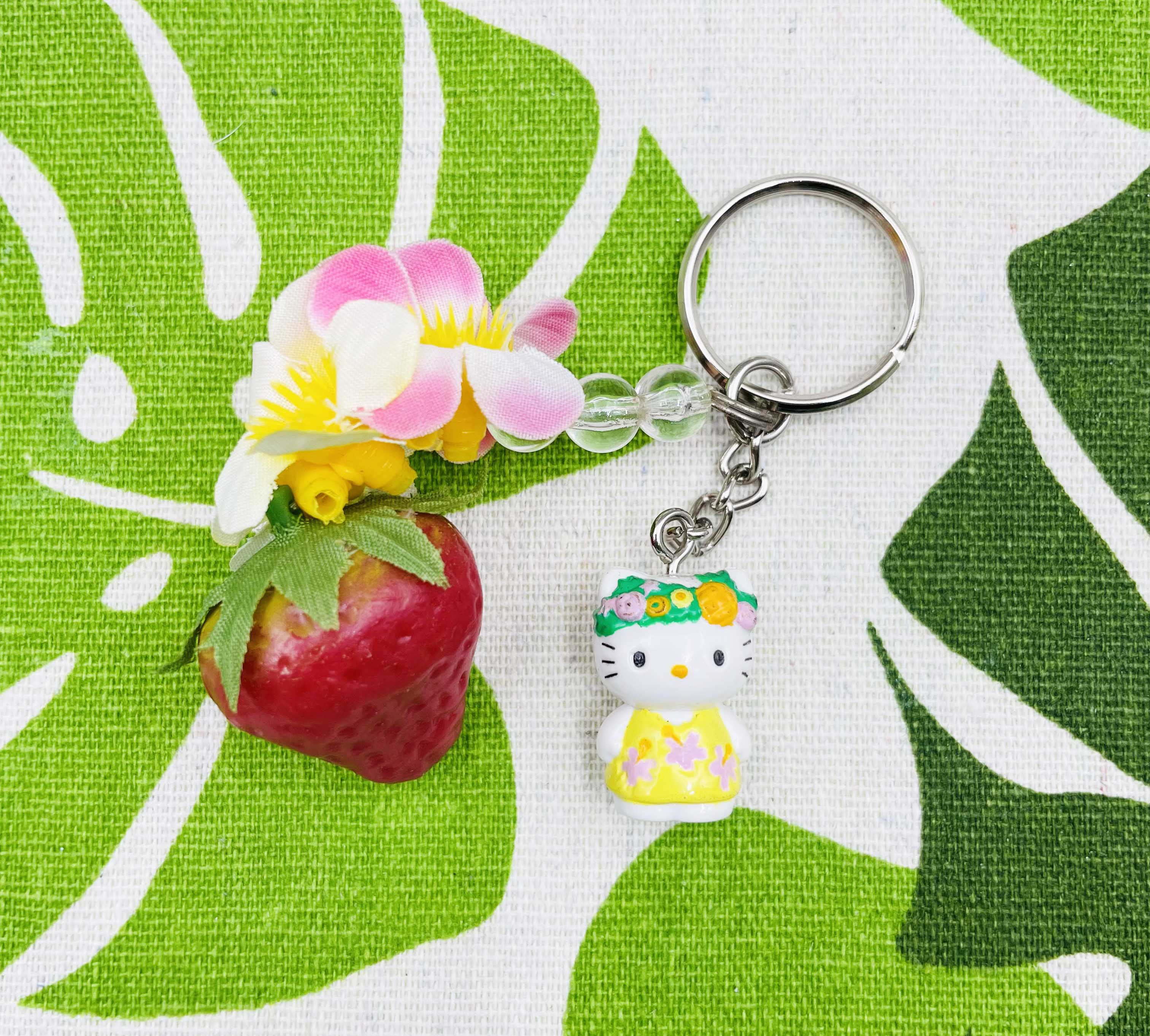 【震撼精品百貨】Hello Kitty 凱蒂貓~日本sanrio三麗鷗 KITTY鑰匙圈鎖圈-夏日草莓*12229