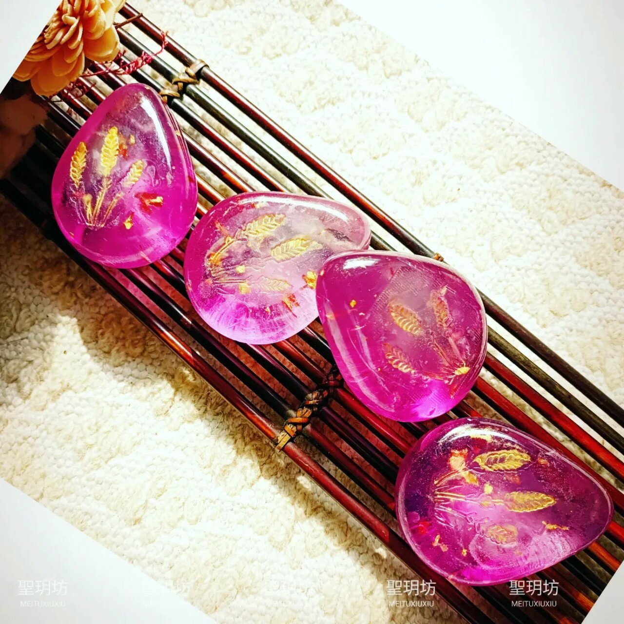 聖玥坊   胺基酸薰衣草精油保濕皂 90公克