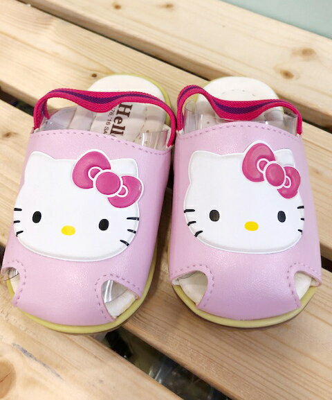 【震撼精品百貨】Hello Kitty 凱蒂貓 台灣製Hello kitty正版兒童真皮拖鞋 粉色大頭(12.5 15號) 震撼日式精品百貨