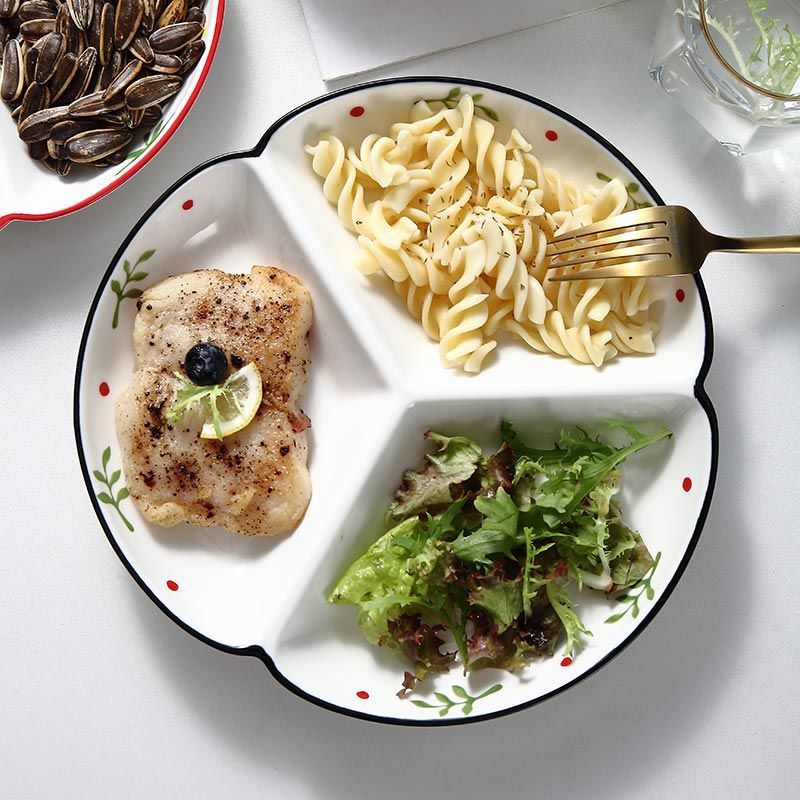 日式餐具手繪分隔盤家用創意陶瓷分格菜盤兒童分餐盤三格盤圓形盤【聚寶屋】