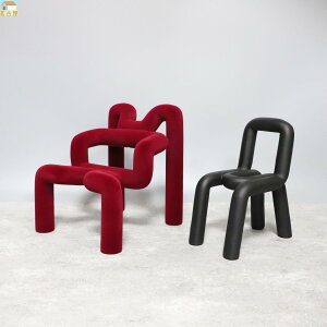 現代簡約創意樹脂植絨椅子書房樣板間售樓部書架桌面裝飾品擺件