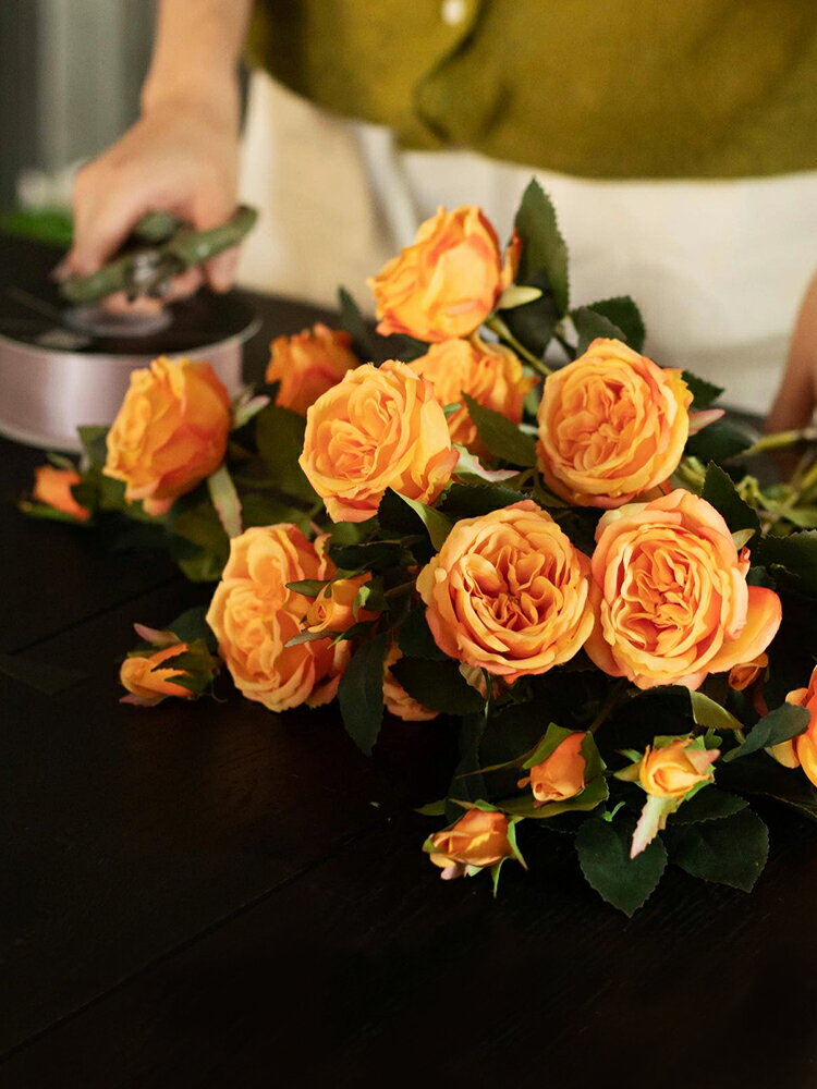 南十字星 輕奢復古仿真玫瑰花客廳假花橙色絹花餐桌干花擺設 赫本