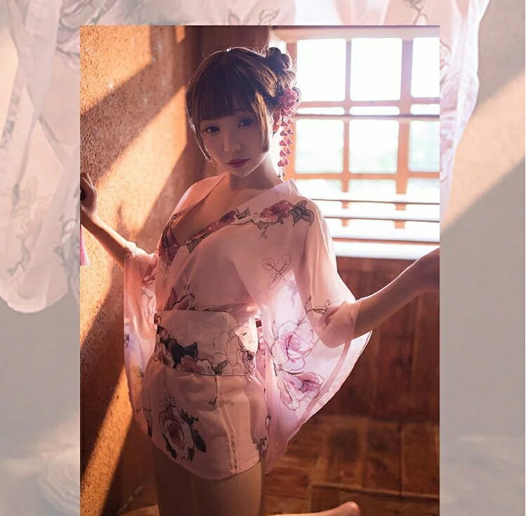 日式開襟櫻花粉和服 粉色
