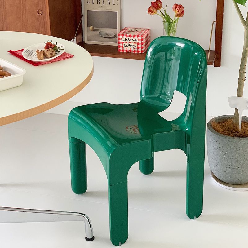 家居椅凳 中古網紅塑料餐椅北歐小戶型咖啡廳可疊放設計師ins復刻靠背椅子 可開發票