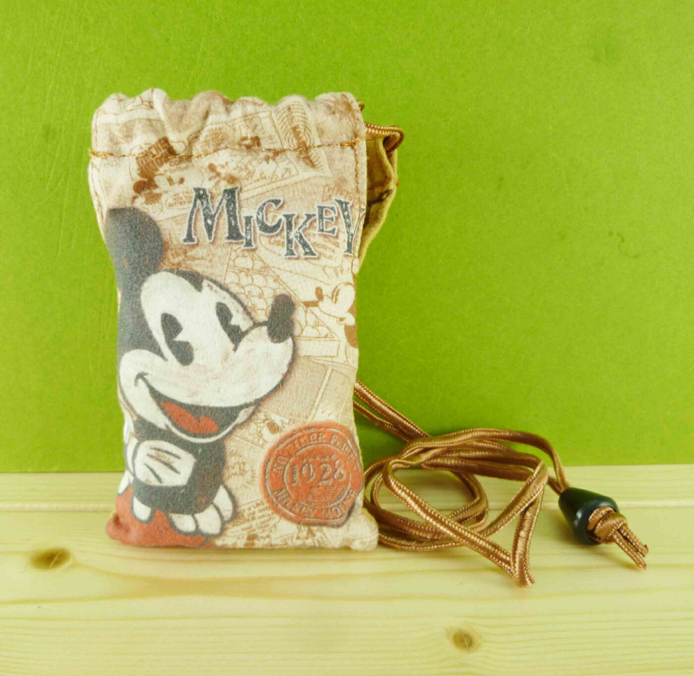 【震撼精品百貨】Micky Mouse 米奇/米妮 拉繩收納袋-米奇 震撼日式精品百貨