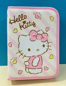 【震撼精品百貨】Hello Kitty 凱蒂貓 Sanrio HELLO KITTY多功能收納包-條紋心#58057 震撼日式精品百貨