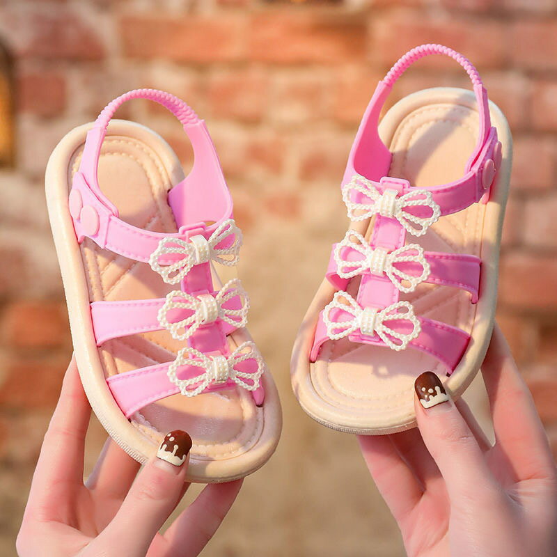 女童涼鞋2022夏季新款防滑軟底可愛小公主小女孩中大兒童寶寶涼鞋