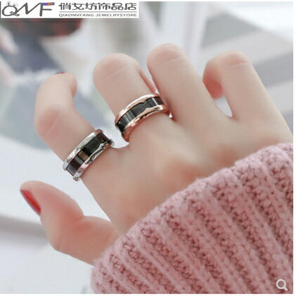 網紅時尚玫瑰金鈦鋼簡約食指環戒指環情侶閨蜜戒指女陶瓷對戒飾品