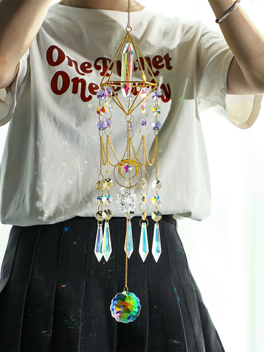 風鈴 風鈴門鈴 掛件 ins陽光捕手掛件水晶手工風鈴光影窗戶掛飾空中吊墜兒童閨蜜禮物『ZW7047』