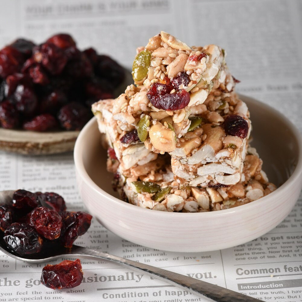 【台酒旗艦店】台酒葡萄蔓越莓腰果酥禮盒(全素) 1