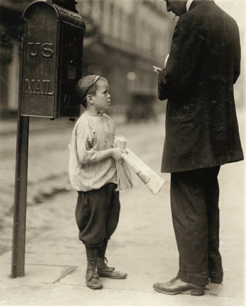Posterazzi: Philadelphia Newsboys 1910 Na Seven-Year-Old Newsboy ...