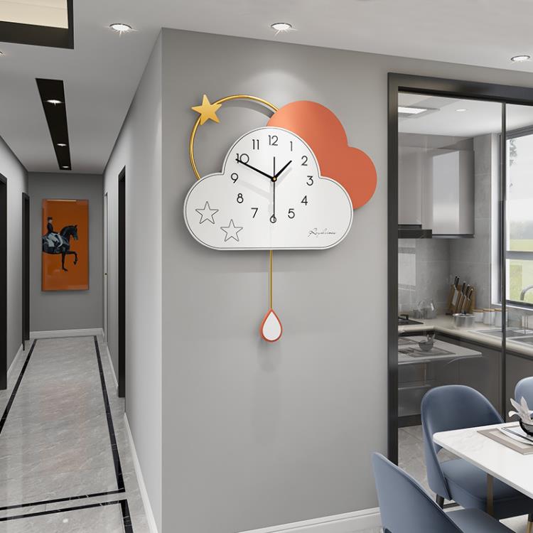 網紅鐘表云朵掛鐘客廳家用時尚創意背景墻裝飾掛表搖擺時鐘掛墻