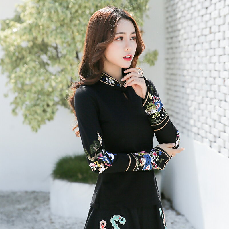春季民族風青繡繡花上衣文藝復古繡花長袖t恤女大碼秋裝打底衫潮1入