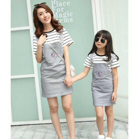 親子裝 親子套裝 T恤 母女裝 全家福 韓版時尚條紋 親子套裝 女裝 童裝 全家裝 一家三口 一家四口 櫻桃嚴選 1