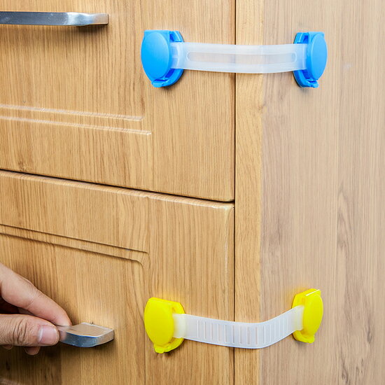♚MY COLOR♚櫃門抽屜加長安全鎖(一入) 兒童 防護 冰箱 櫥櫃 鎖扣 防夾 掉落 保護 黏貼 【N55】