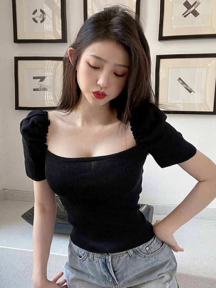 格格家 網紅主播少女性感方領低胸泡泡袖修身薄款百搭針織衫上衣
