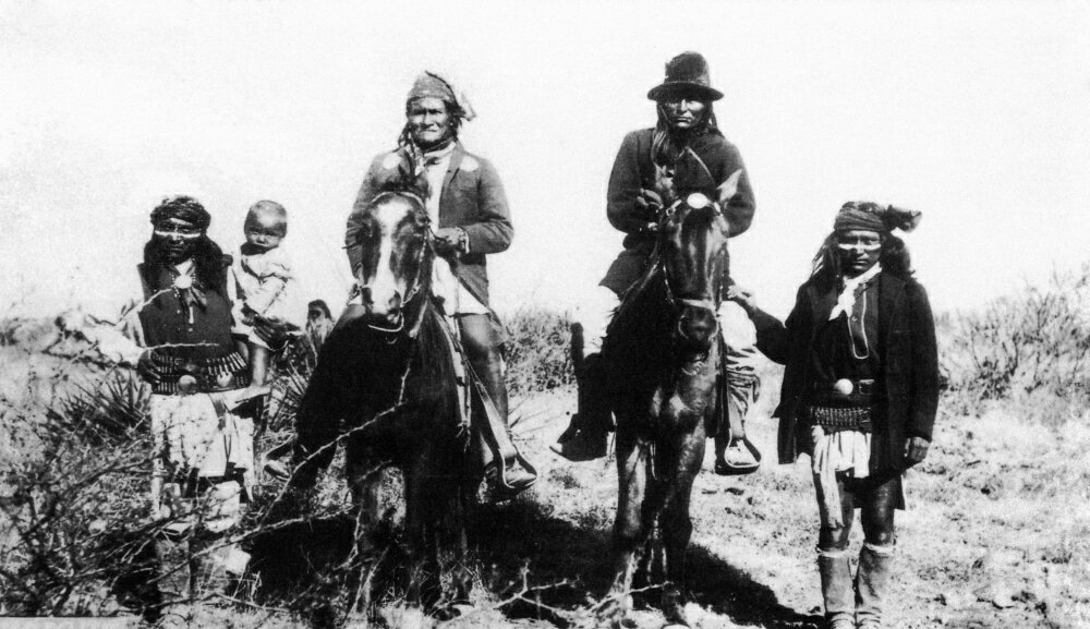 Posterazzi: Geronimo (1829-1909) Namerican Apache Leader Geronimo On ...
