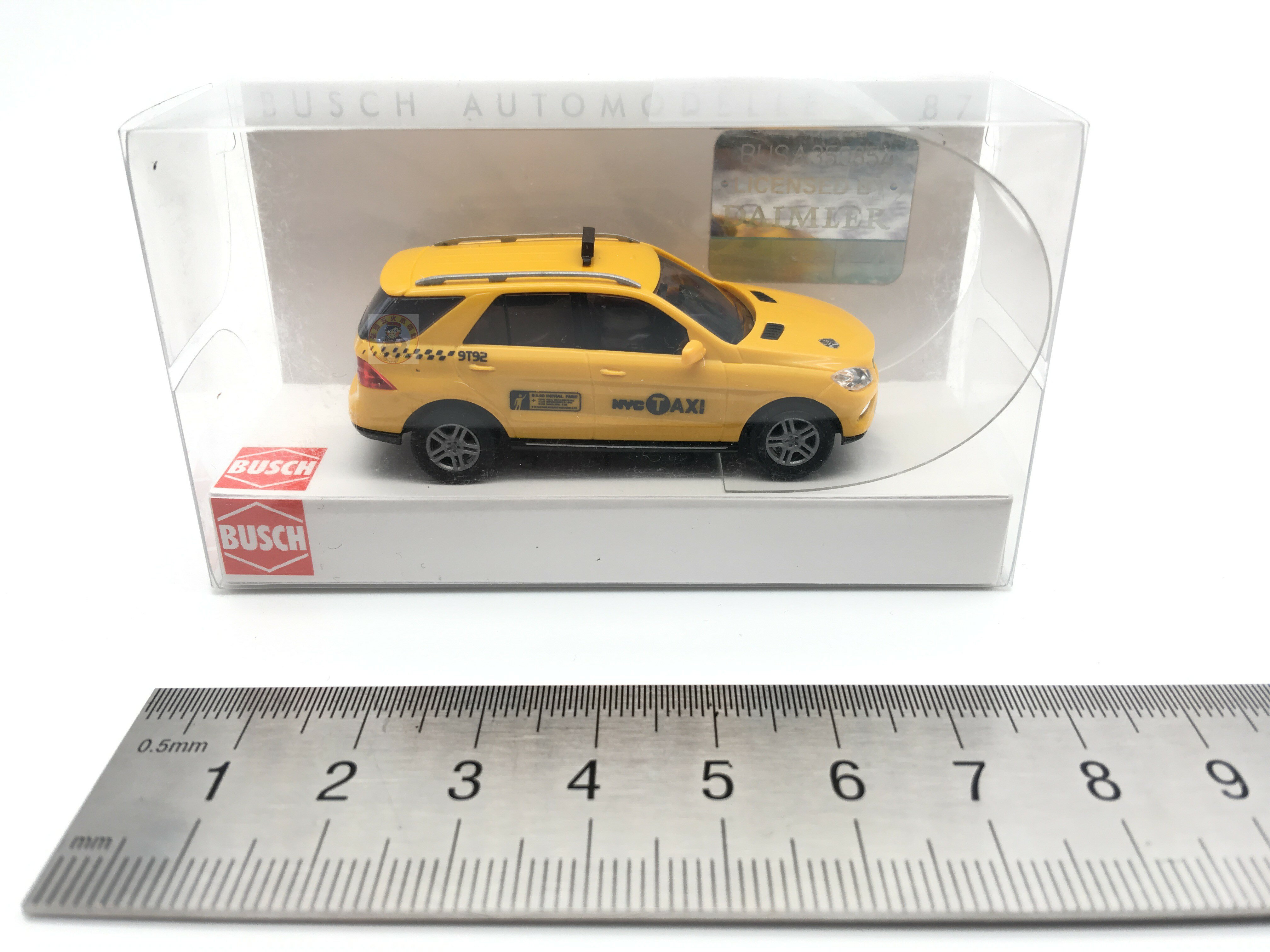 BUSCH 1/87 433142 賓士MB ML-Klasse - Taxi NYC 塑膠模型