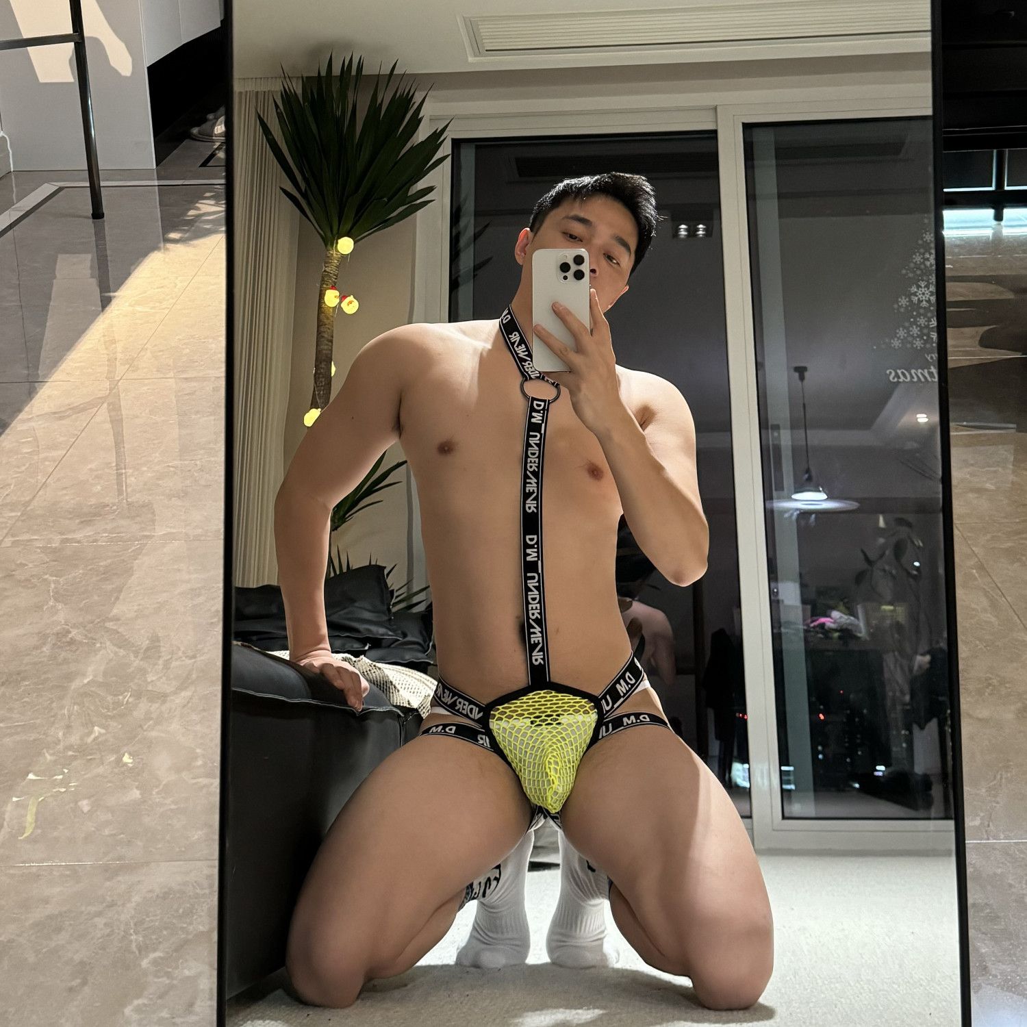 免運 保密出貨 情趣服飾 D.M男士性感連體褲丁字褲吊帶網眼透氣情趣雙丁褲 個性誘惑男內褲 【本商品含有兒少不宜內容】