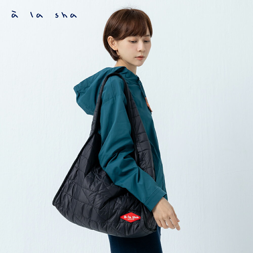 a la sha  側背縫線大背包 3