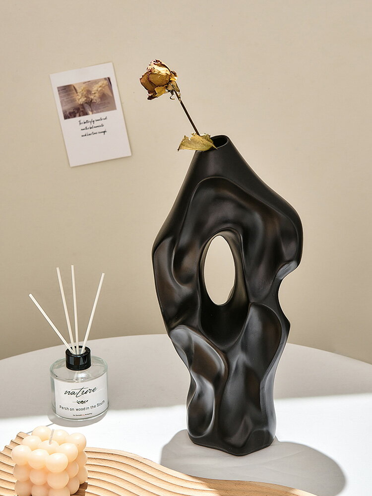 創意抽象花瓶現代藝術陶瓷花器擺件客廳電視柜樣板房裝飾道具