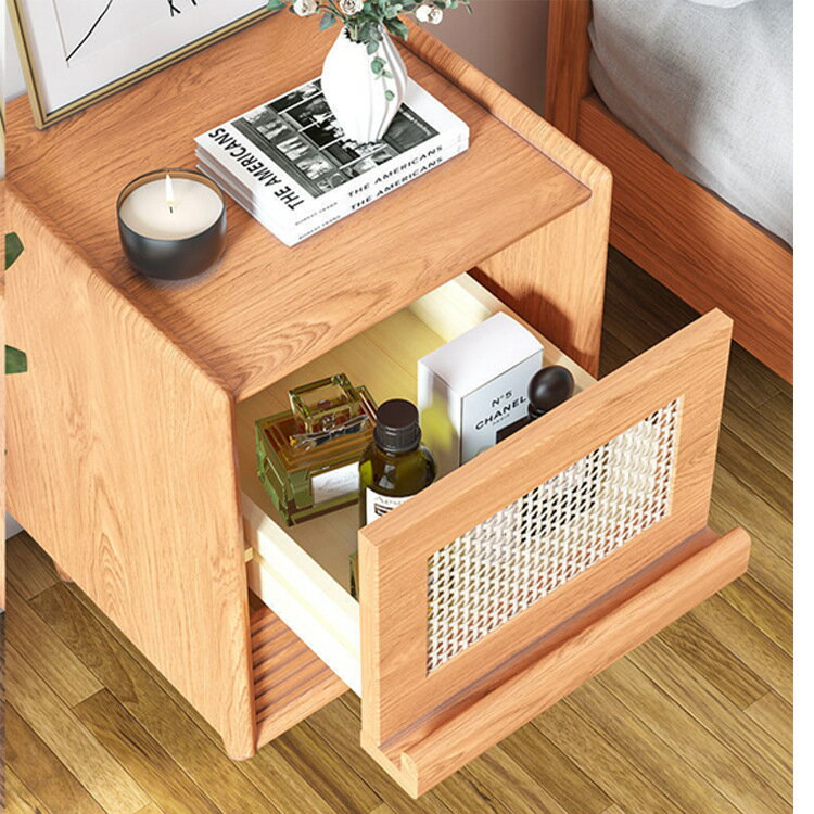 北歐實木藤編床頭櫃 簡約小型儲物收納櫃 日式原木臥室玻璃床邊櫃