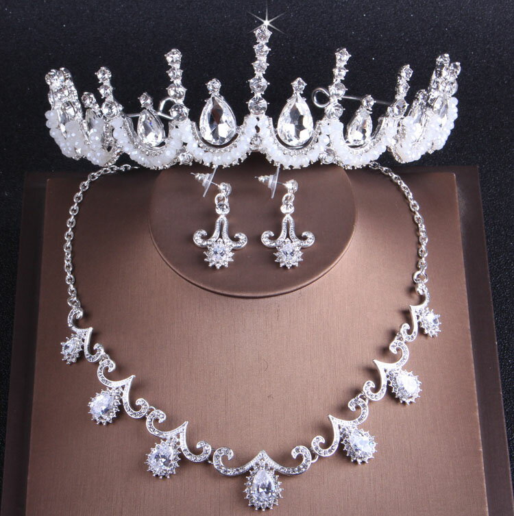 新款新娘皇冠 結婚頭飾 綁手工水晶皇冠項鏈耳環三件套 婚紗配飾