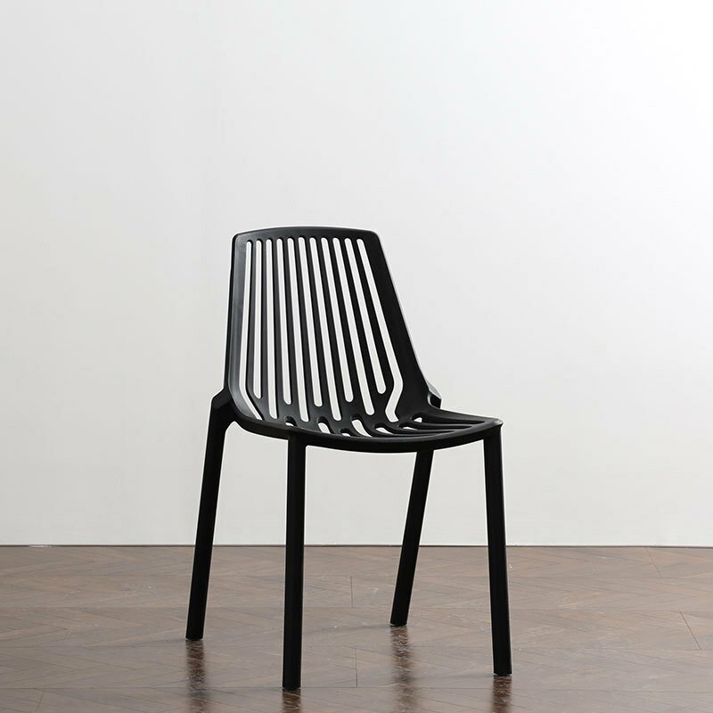 豎紋鏤空北歐創意塑料餐椅簡約現代工程椅餐廳家用休閒設計師椅子