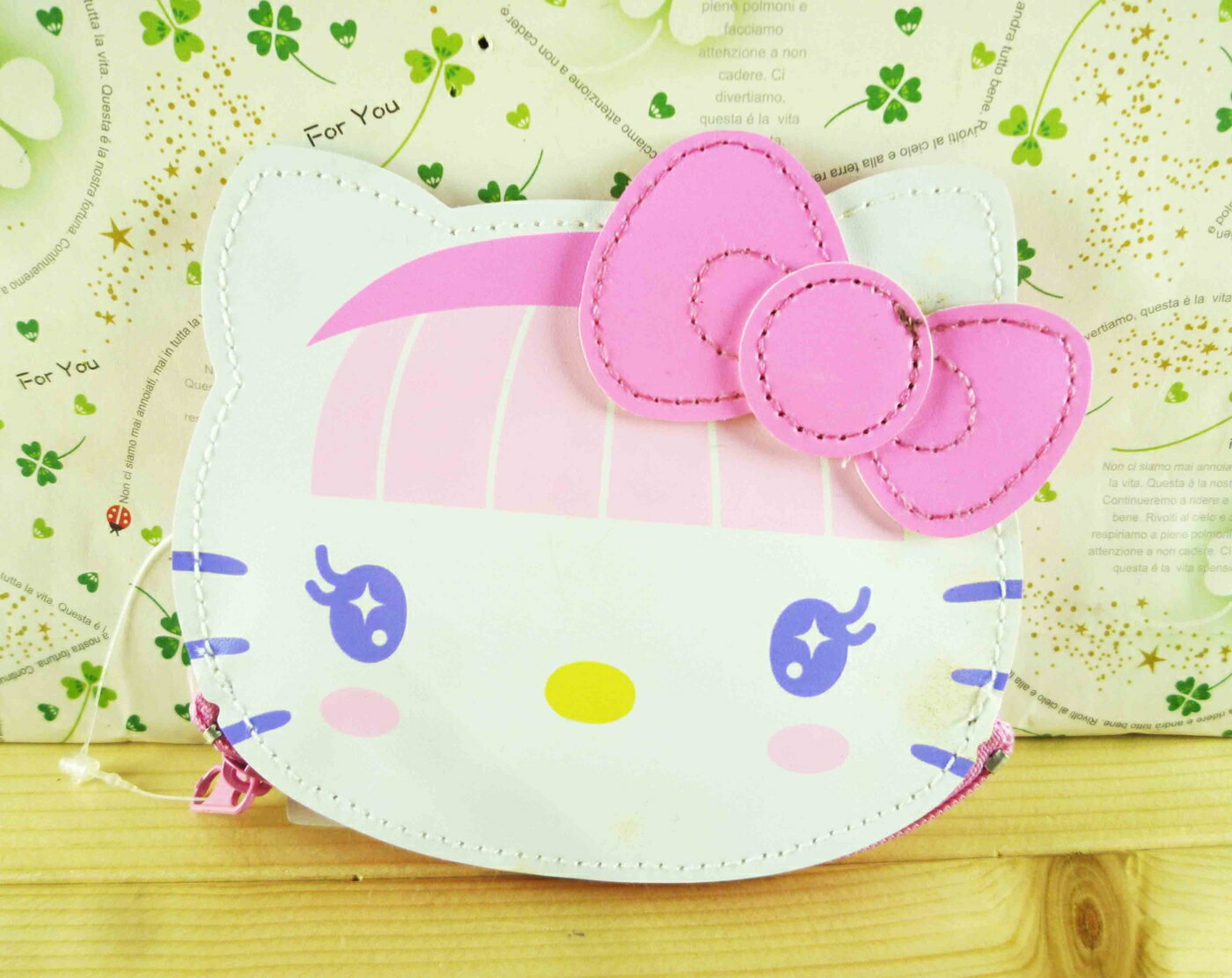 【震撼精品百貨】Hello Kitty 凱蒂貓-造型零錢包-淑女 震撼日式精品百貨